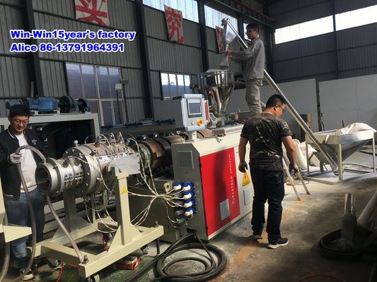 HDPE PE PPR UPVC CPVC Linia do produkcji rur falistych PVC do elektrycznego przewodu kablowego