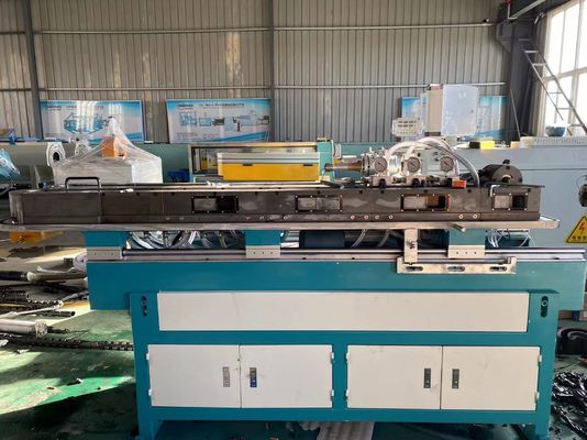Maszyna do rur falistych PE PVC z pojedynczą ścianą Linia do produkcji plastikowych rur teleskopowych