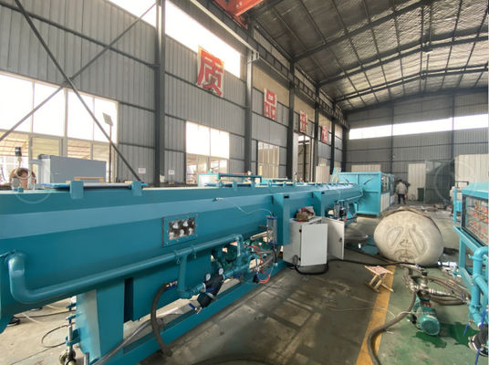 Wytłaczana linia do produkcji rur z tworzywa sztucznego HDPE 500 kg / H 20 mm 20