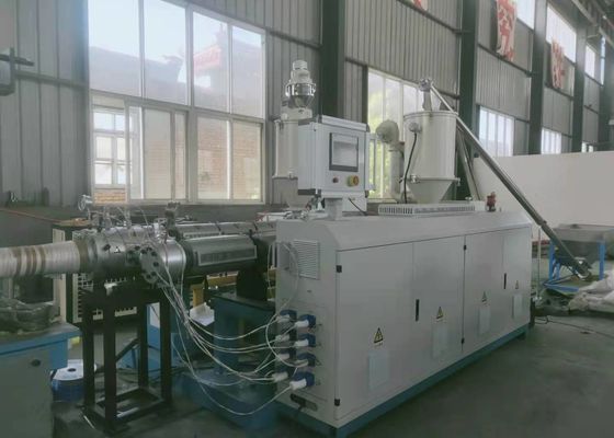 Jednościenna maszyna do wytłaczania rur falistych z tworzywa sztucznego HDPE PE 10 m / min