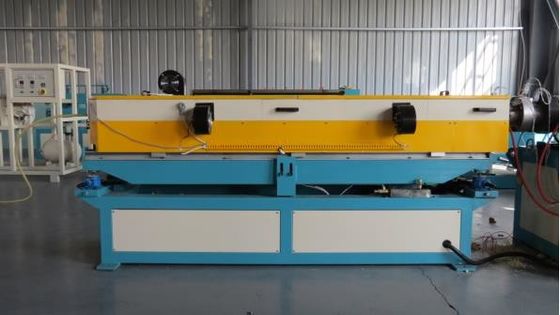 Linia do produkcji rur falistych jednościennych PP PE PVC o dużej prędkości