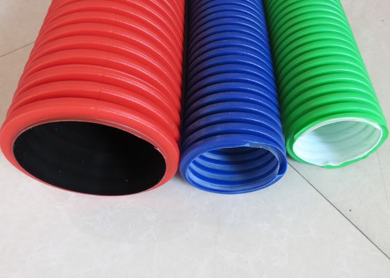 Elektryczna linia do wytłaczania rur karbowanych o masie 700 kg