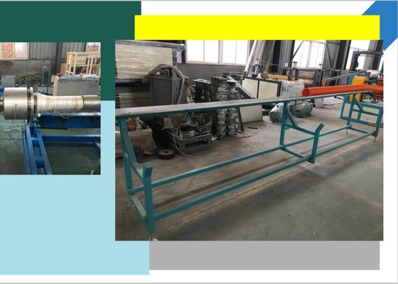 Linia do wytłaczania rur PVC 40 kg / H Linia do produkcji rur z tworzyw sztucznych