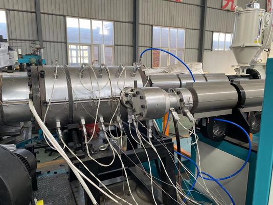 200mm - 400mm PE PP HDPE Linia do wytłaczania rur falistych dwuściennych